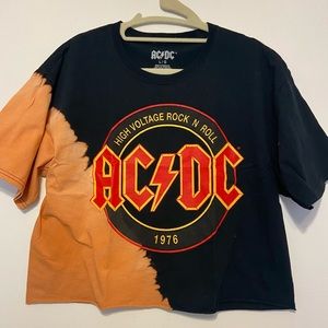 Women’s cropped tee